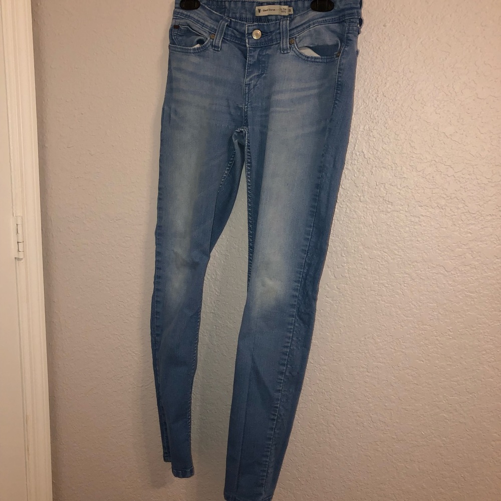 Levi low rise skinny jeans